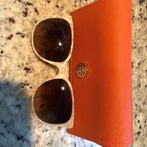 NIB Tory Burch opal sunglasses